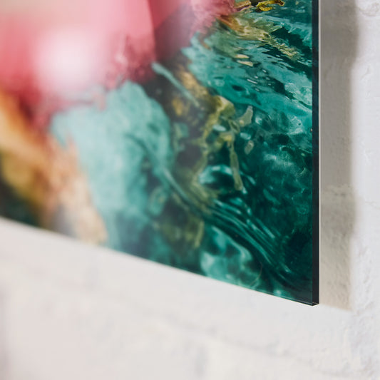 Acrylic Float Frame Printing and Framing Clear Print Colour Detail